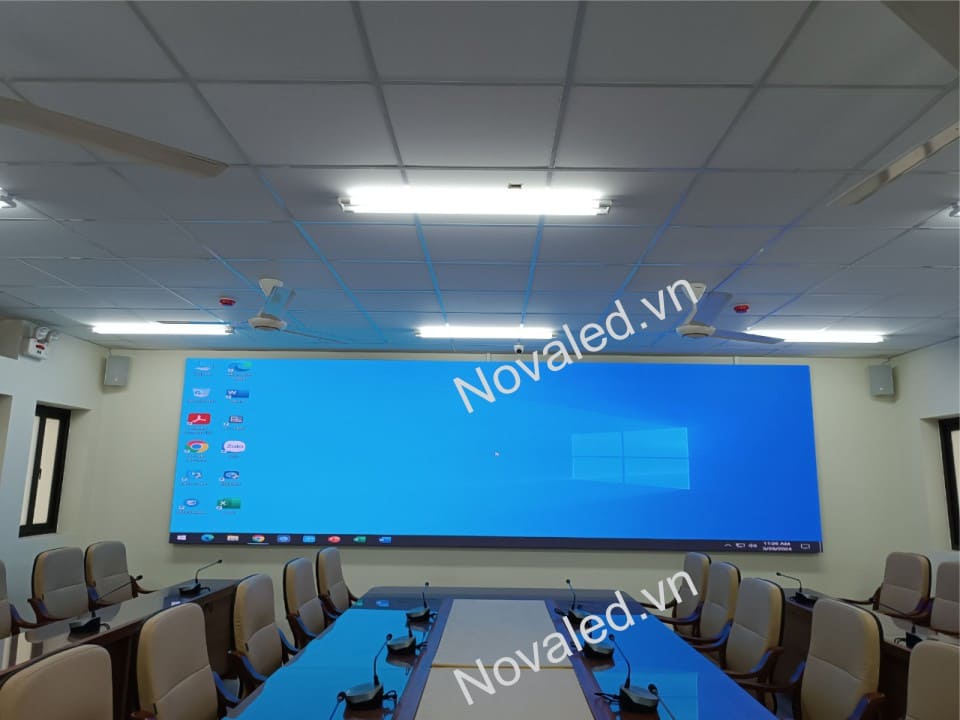 Màn hình led trong nhà sắc nét